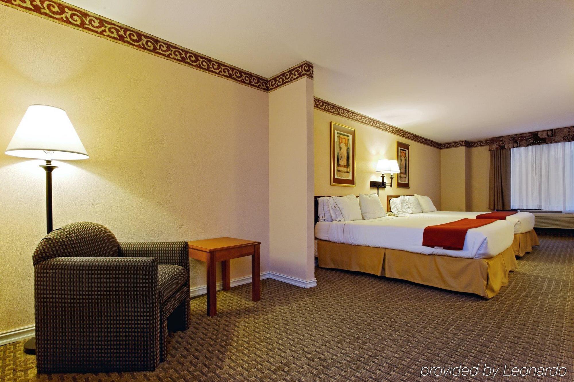 Holiday Inn Express North Tyler Zewnętrze zdjęcie