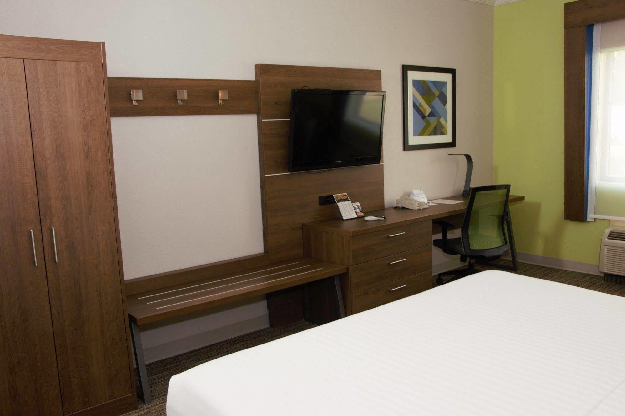 Holiday Inn Express North Tyler Zewnętrze zdjęcie