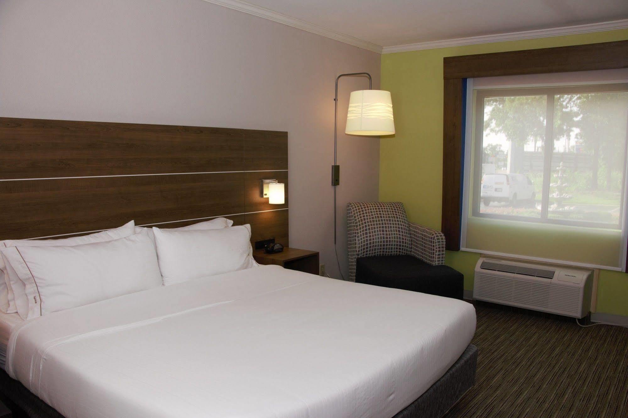 Holiday Inn Express North Tyler Zewnętrze zdjęcie
