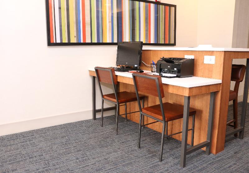 Holiday Inn Express North Tyler Zewnętrze zdjęcie